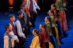 Folklore, Galice, Son d'Aqui, Spectacle