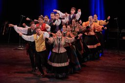 Folklore, Galice, Son d'Aqui, Spectacle