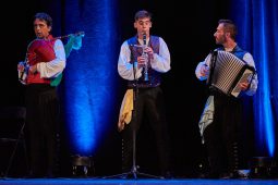 Folklore, Galice, Son d'Aqui, Spectacle