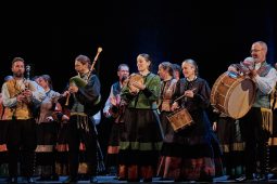 Folklore, Galice, Son d'Aqui, Spectacle