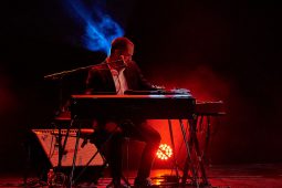 Concert, Thomas Doucet & the G lights