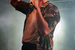 Concert, Voyou