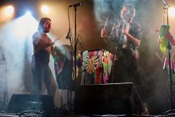 Concert, Voyou
