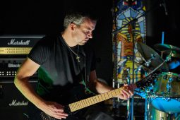 Concert, Eddie's Legacy