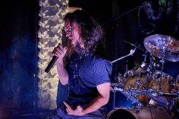 Concert, Shade and Dust