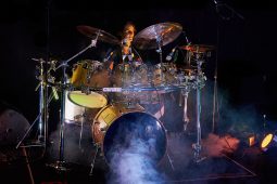 Concert, Shade and Dust