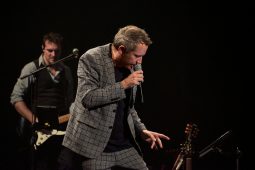 Concert, Jules Box