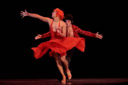 Spectacle, Tutu