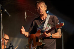 Beach and Roll, Concert