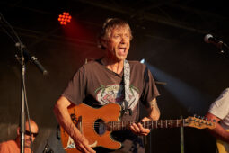 Beach and Roll, Concert