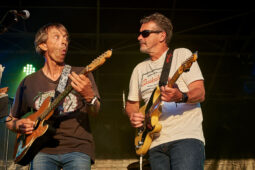 Beach and Roll, Concert