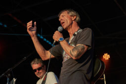Beach and Roll, Concert