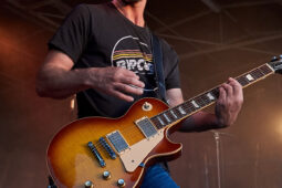 Beach and Roll, Concert