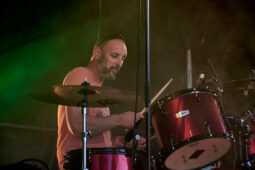 Beach and Roll, Concert