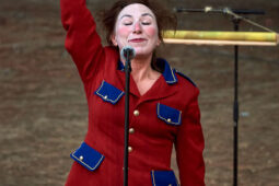 Cie Bruitquicourt, Spectacle