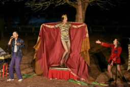 Cie Bruitquicourt, Spectacle