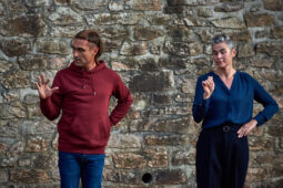 Collectif Jamais trop d'art, Spectacle