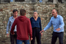 Collectif Jamais trop d'art, Spectacle