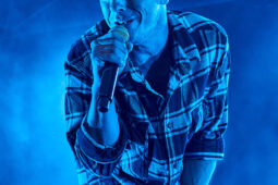 Barry Moore, Concert