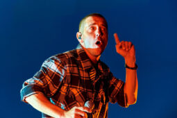 Barry Moore, Concert