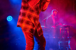 Barry Moore, Concert