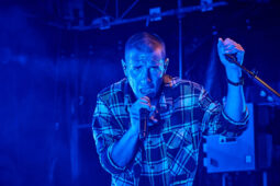 Barry Moore, Concert