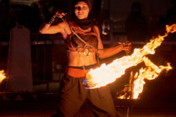 Dharma, Spectacle