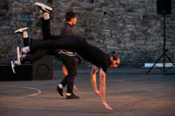 S'poart, Spectacle
