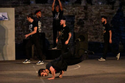 S'poart, Spectacle