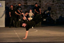S'poart, Spectacle