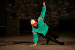 S'poart, Spectacle