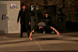S'poart, Spectacle