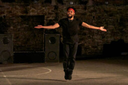 S'poart, Spectacle