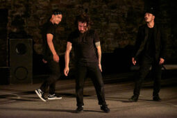S'poart, Spectacle