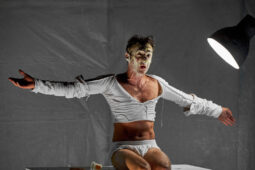 Spectacle, Typhus Bronx