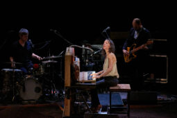 Concert, Emily Loizeau