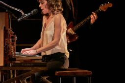 Concert, Emily Loizeau