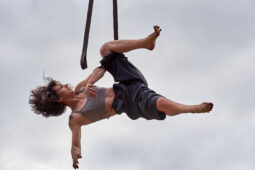 Camille Judic, Spectacle