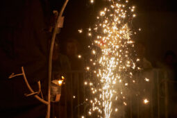 Efflanescence, Spectacle