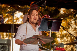 Pan Vaca, Concert