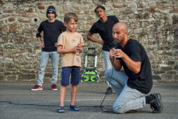 Spectacle, Public
