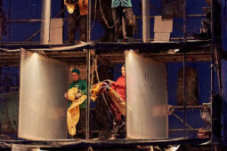 Cie Lucamoros, Spectacle