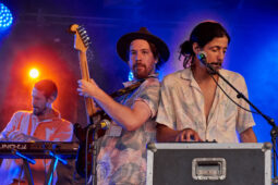Concert, Clay and Friends