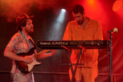 Concert, Clay and Friends