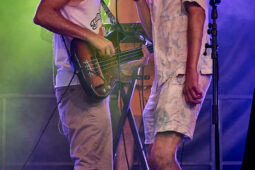 Concert, Clay and Friends