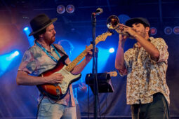 Concert, Clay and Friends