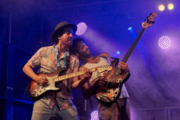 Concert, Clay and Friends