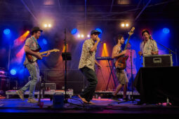 Concert, Clay and Friends