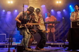 Concert, Clay and Friends