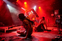 Concert, Clay and Friends